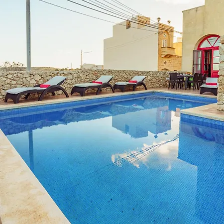 Amaryllis בית נופש *